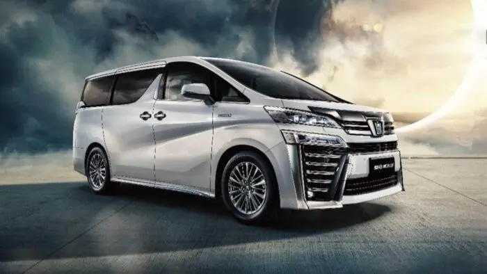 Toyota Crown minivan