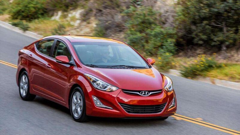 Hyundai Elantra 2016 1
