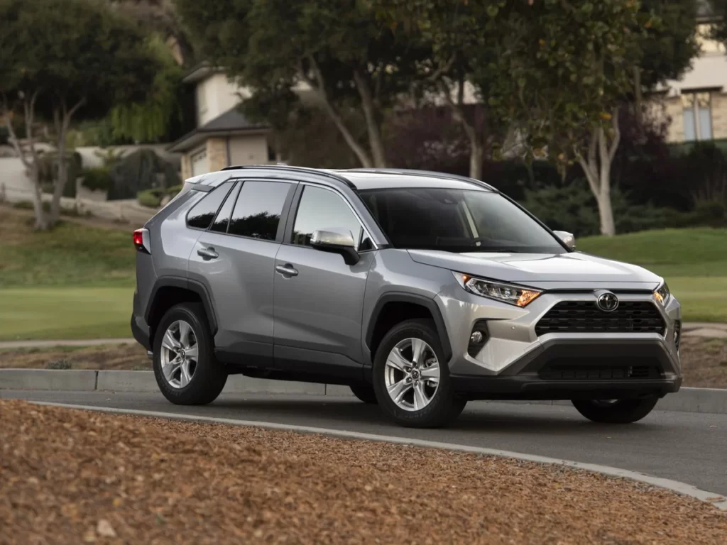 03 2019 toyota rav4 silver oem