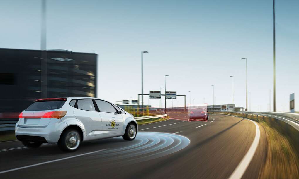 A complete explanation of the assistance systems in modern cars