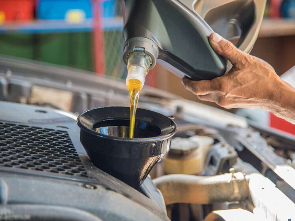 engine oil can damage your car