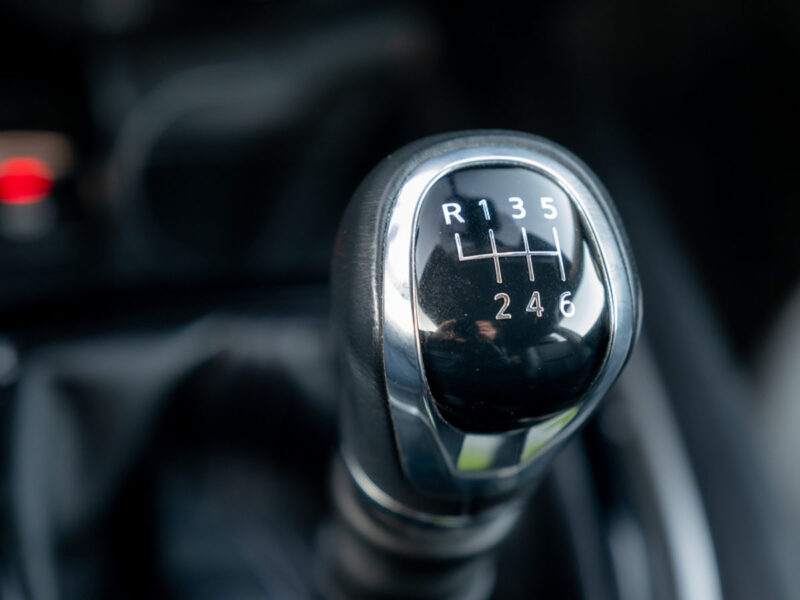 Less frequent changes and strange sounds in the gearboxes are common faults…. Find out why and how to fix it