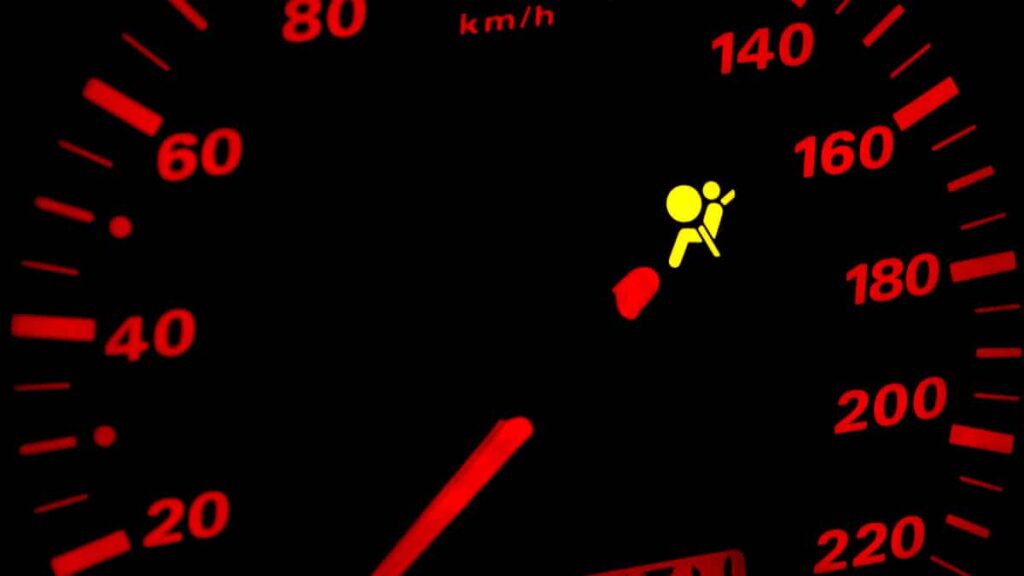 These are the reasons behind the lighting of the airbags symbol in the car