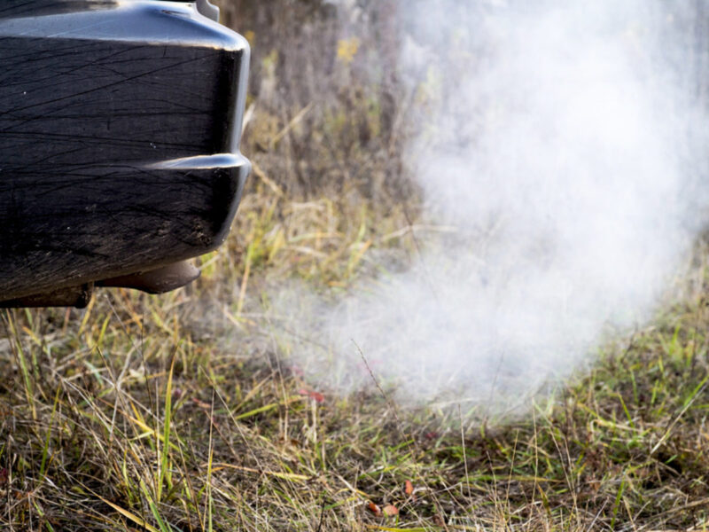 white smoke from exhaust 1200x900 1