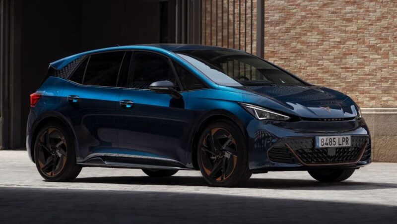 2022 CUPRA Born blue hatch 1001x565 1