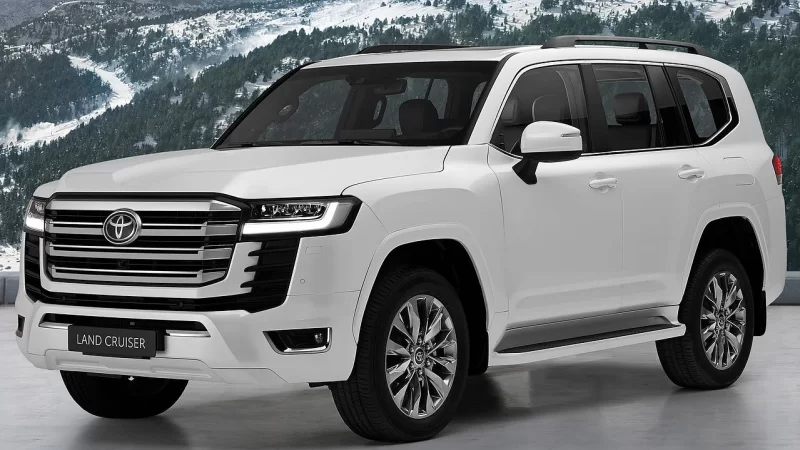 toyota land cruiser left front three quarter0