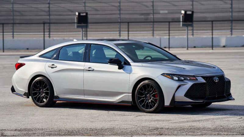 2020 toyota avalon trd first drive