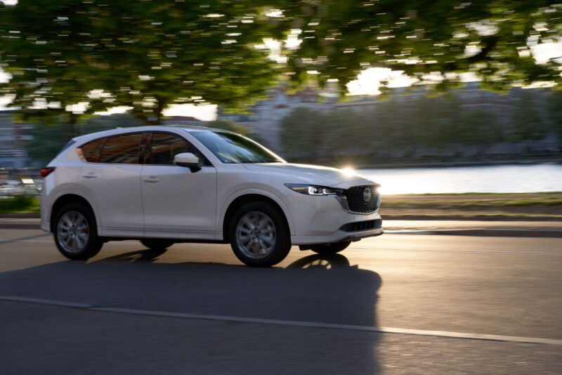 2022 CX 5 2.5 Turbo Signature 02