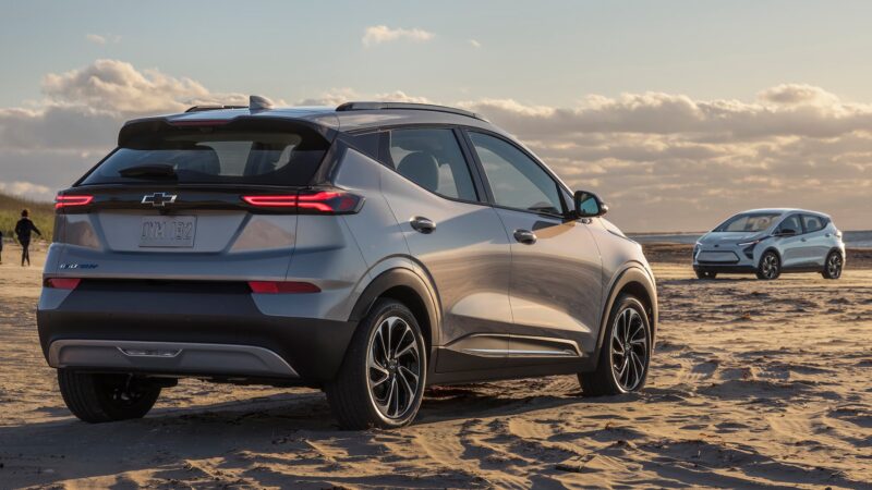 2022 Chevrolet Bolt EUV Electric SUV 5