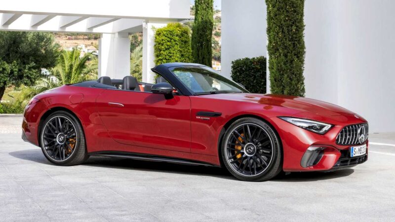 2022 mercedes amg sl side view