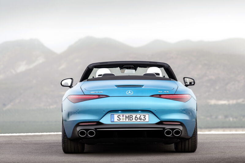 2023 Mercedes AMG SL 43 24