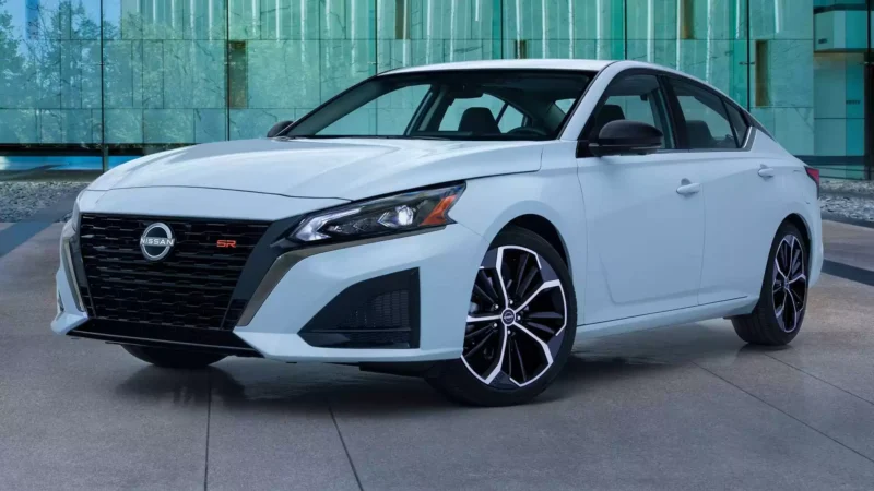 2023 nissan altima sr grade