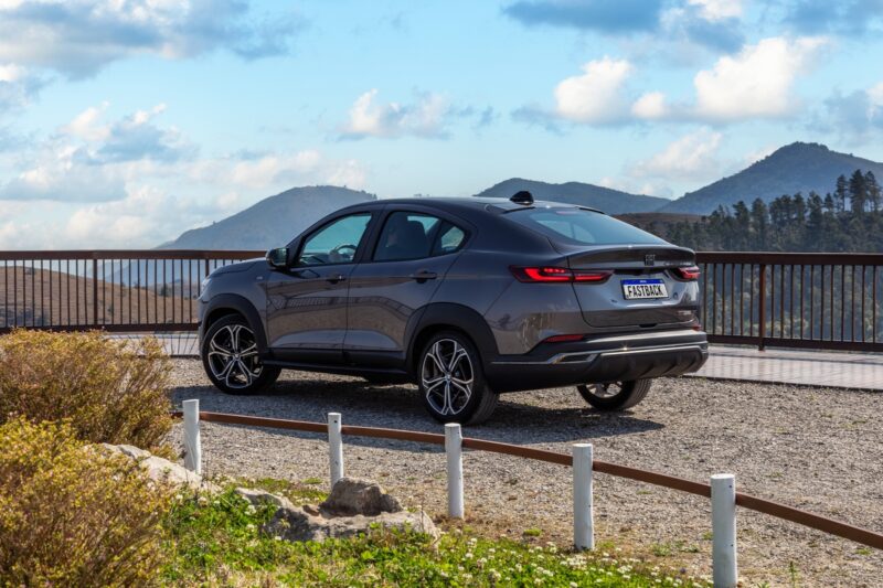 1663238133 513 Fiat Fastback the brands first SUV coupe is officially unveiled