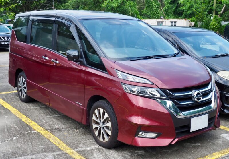 2018 Nissan Serena hybrid
