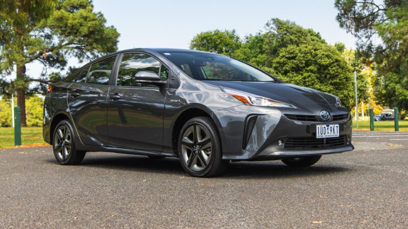 2022 Toyota Prius i Tech HERO